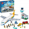 LEGO City 60262 L'avion de passagers, Kit de Construction Terminal et Camion, Jeu pour les Enfants de 6 ans et plus