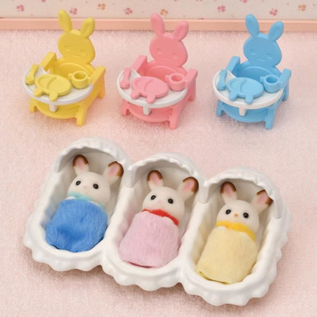 SYLVANIAN FAMILIES Les triplés lapin chocolat et accessoires puériculture Pour Enfant - Le village